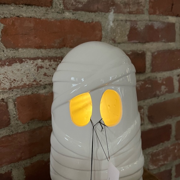 Martha Stewart mummy candle light up mummy and sand and fog autumn harvest candl - Picture 6 of 8